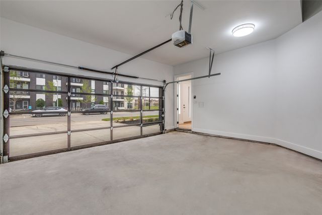 2714 N Carroll Avenue 101, Dallas, TX 75204