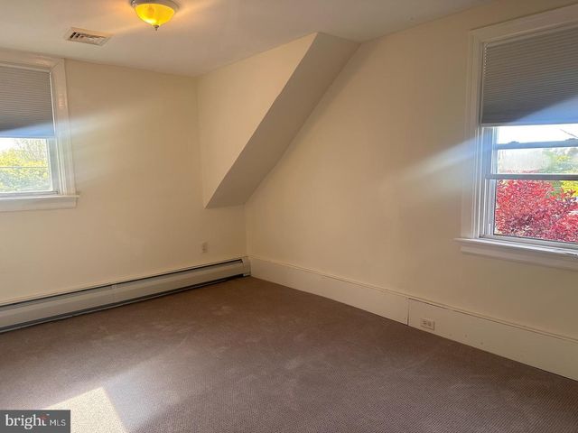 229 IONA AVE, Narberth, PA 19072