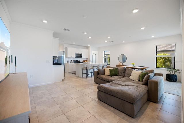 6512 SILVERSTAR DRIVE, Sarasota, FL 34240