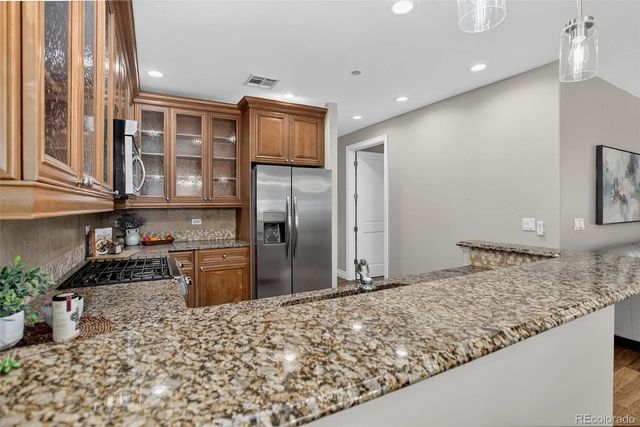 150 S Madison Street 108, Denver, CO 80209
