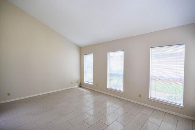 9262 Westwood Village Drive, Houston, TX 77036
