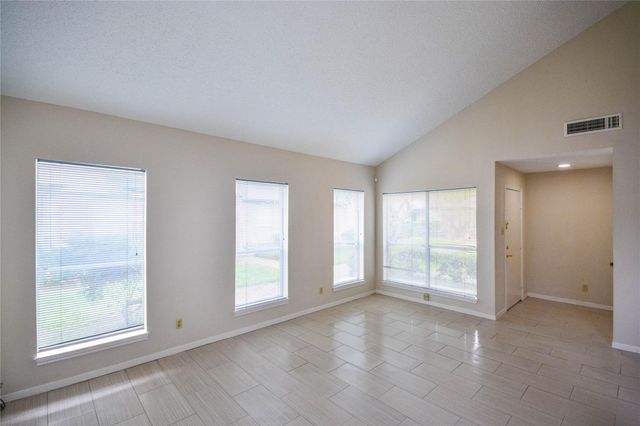 9262 Westwood Village Drive, Houston, TX 77036