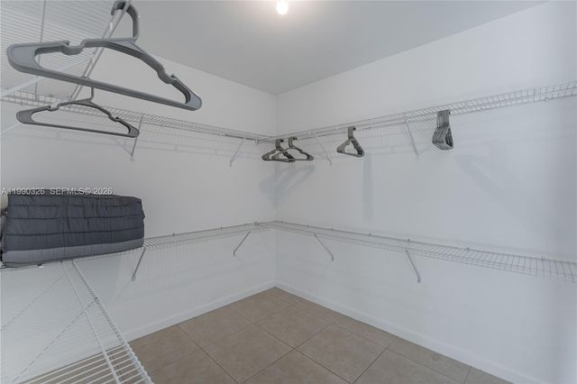 3250 NE 1st Ave 702, Miami, FL 33137