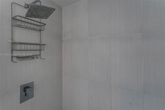 3250 NE 1st Ave 702, Miami, FL 33137