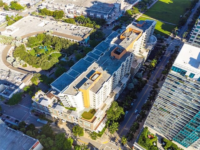 3250 NE 1st Ave 702, Miami, FL 33137