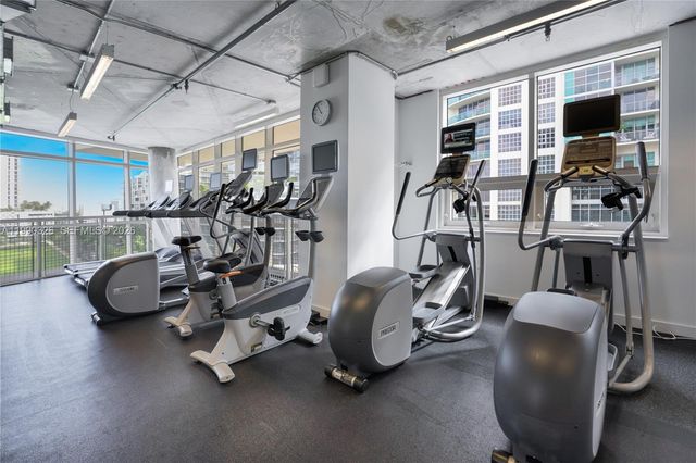 3250 NE 1st Ave 702, Miami, FL 33137