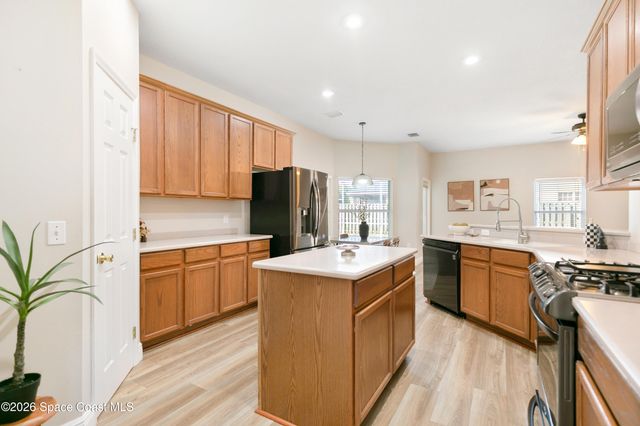 470 Stonehenge Circle, Rockledge, FL 32955