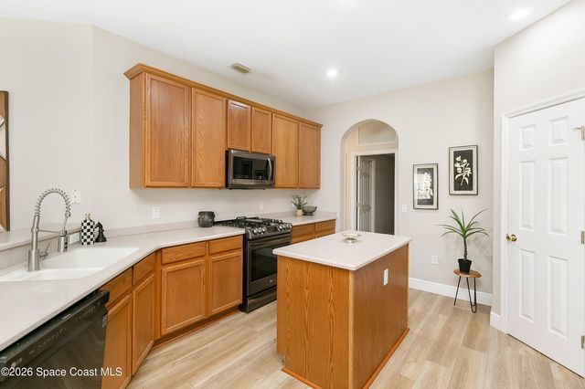 470 Stonehenge Circle, Rockledge, FL 32955