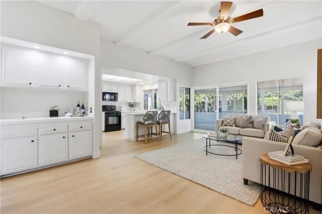 17982 Los Pesos Circle, Fountain Valley, CA 92708