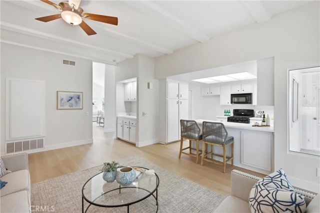 17982 Los Pesos Circle, Fountain Valley, CA 92708
