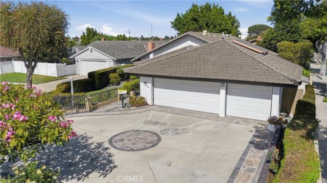 17982 Los Pesos Circle, Fountain Valley, CA 92708
