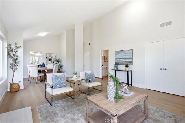 17982 Los Pesos Circle, Fountain Valley, CA 92708