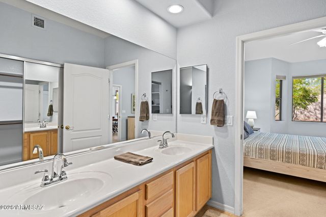 13401 N RANCHO VISTOSO Boulevard 74, Oro Valley, AZ 85755