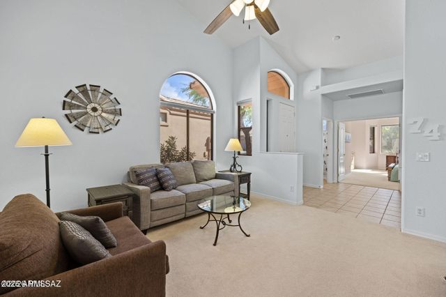 13401 N RANCHO VISTOSO Boulevard 74, Oro Valley, AZ 85755