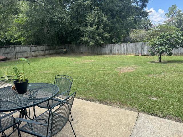 2102 Centenial, Dothan, AL 36303