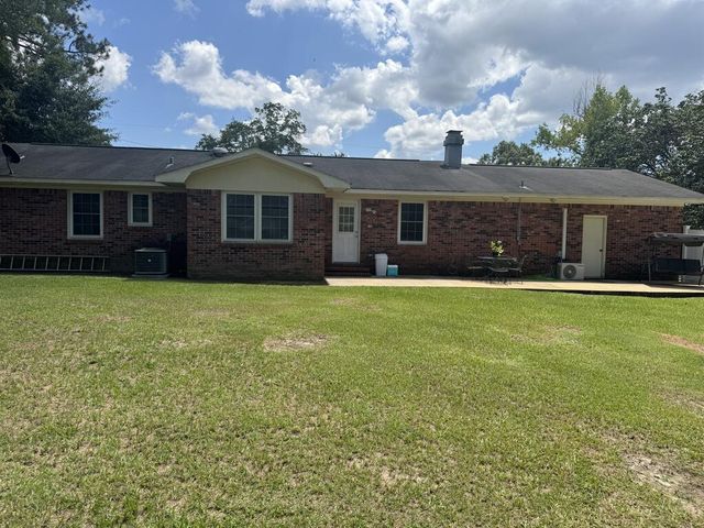 2102 Centenial, Dothan, AL 36303