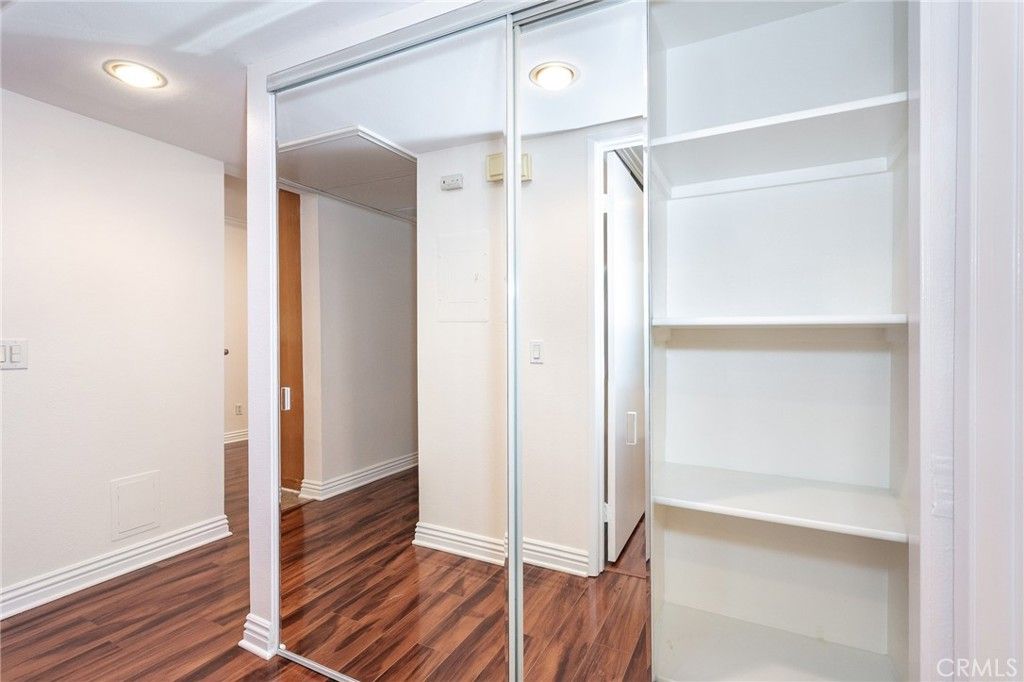 Image 18 of property listing at 7101 Farralone Avenue 141, Canoga Park, CA 91303