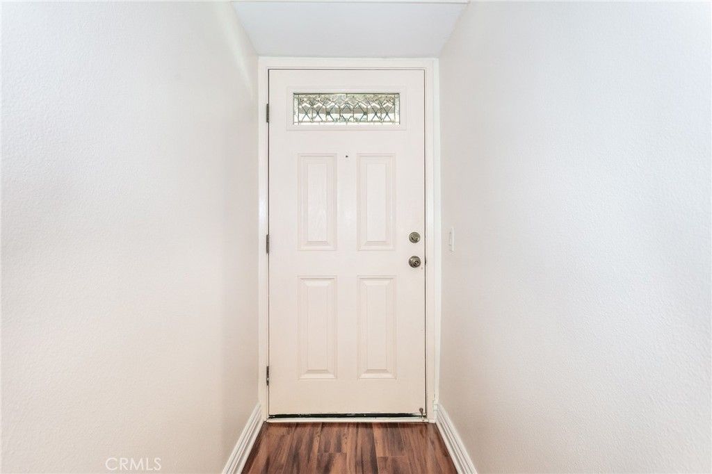 Image 20 of property listing at 7101 Farralone Avenue 141, Canoga Park, CA 91303