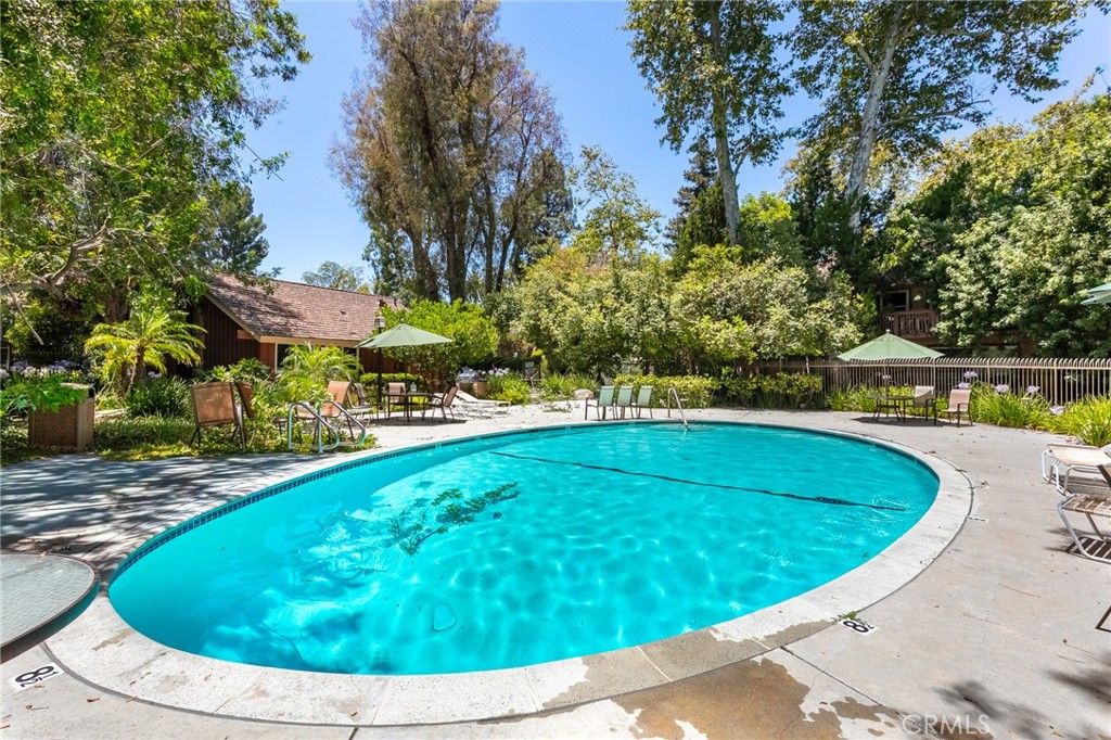 Image 27 of property listing at 7101 Farralone Avenue 141, Canoga Park, CA 91303