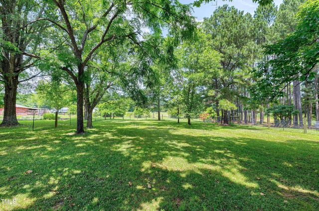 5859 Vicksboro Road, Henderson, NC 27537