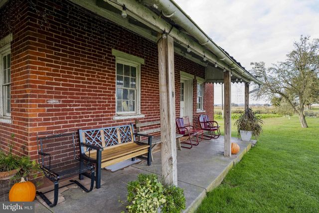 490 WEIDMANSVILLE RD, Ephrata, PA 17522