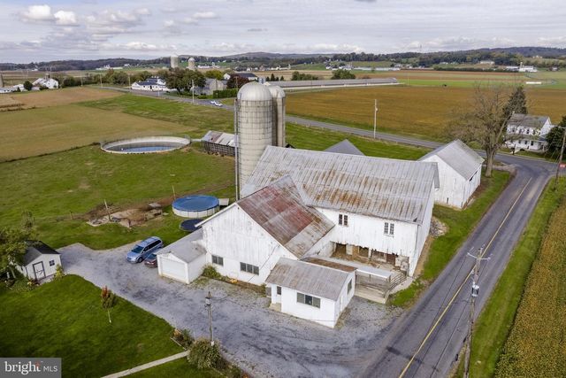 490 WEIDMANSVILLE RD, Ephrata, PA 17522