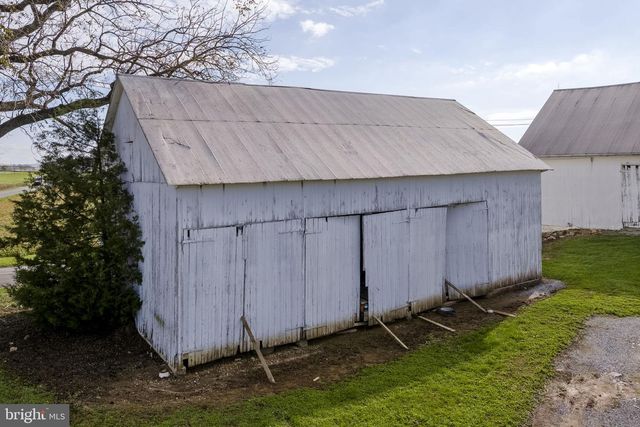 490 WEIDMANSVILLE RD, Ephrata, PA 17522