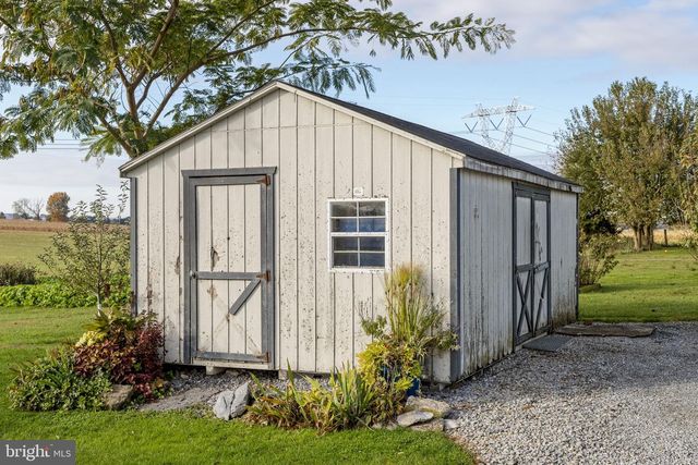 490 WEIDMANSVILLE RD, Ephrata, PA 17522