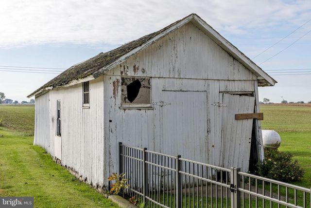 490 WEIDMANSVILLE RD, Ephrata, PA 17522