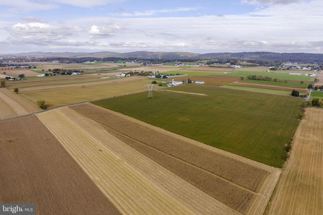 490 WEIDMANSVILLE RD, Ephrata, PA 17522