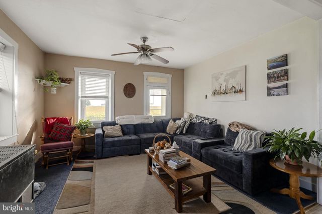 490 WEIDMANSVILLE RD, Ephrata, PA 17522