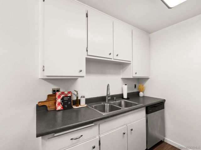 8132 Winter Gardens Blvd 5, Lakeside, CA 92040