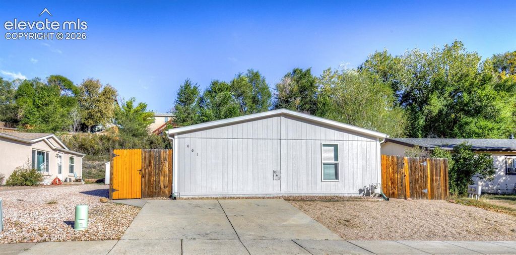 861 Desert Circle, Fountain, CO 80817 — exterior