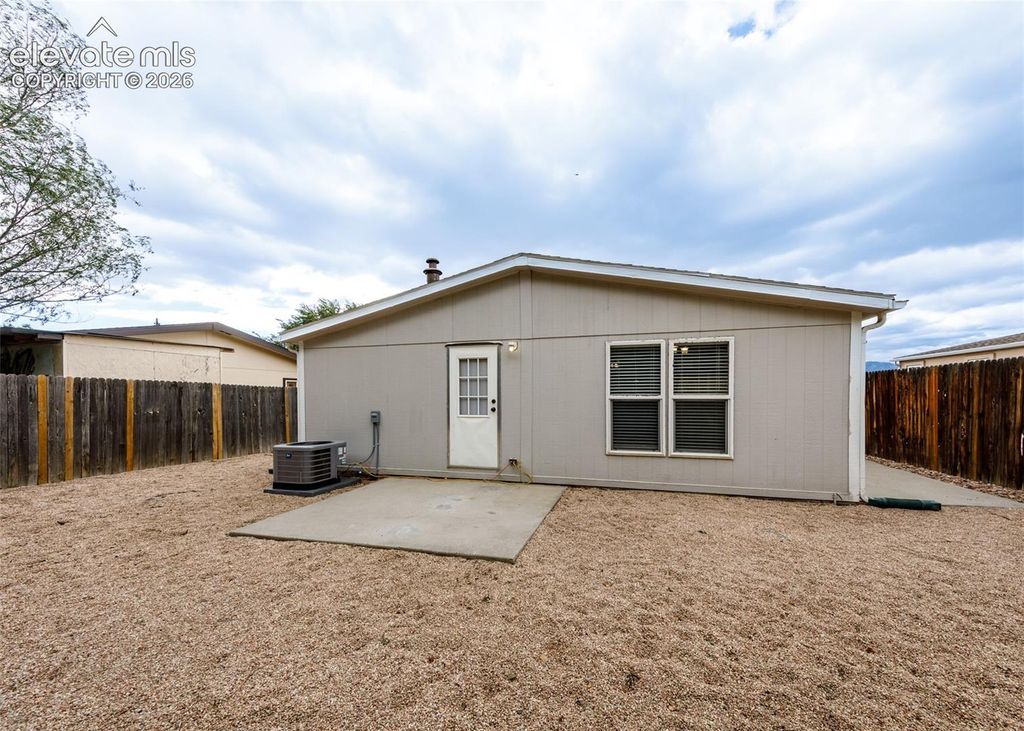 861 Desert Circle, Fountain, CO 80817 — photo 4