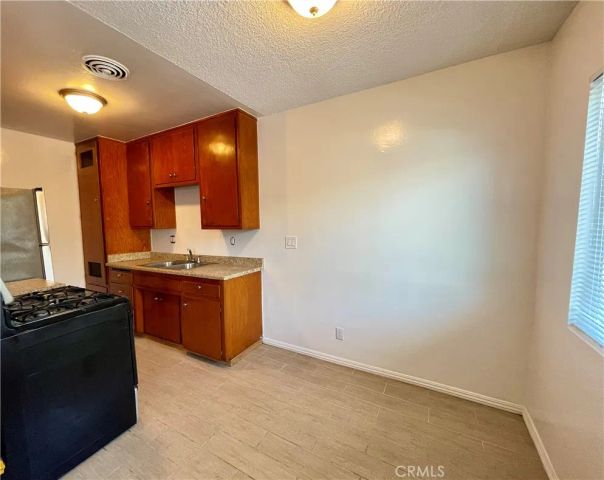 9716 Laurel 2, Bellflower, CA 90706