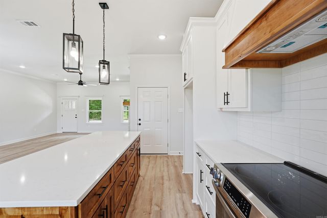 904 Bratton Road, Lonoke, AR 72007