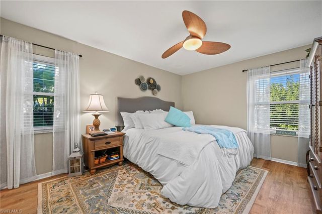 9290 Lake Park DR 201, Fort Myers, FL 33919