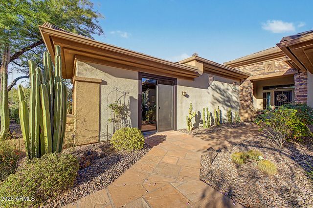 41117 N CLUB POINTE Drive, Anthem, AZ 85086