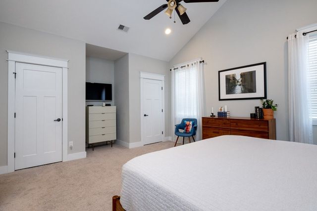 1811B 6th Ave, N, Nashville, TN 37208