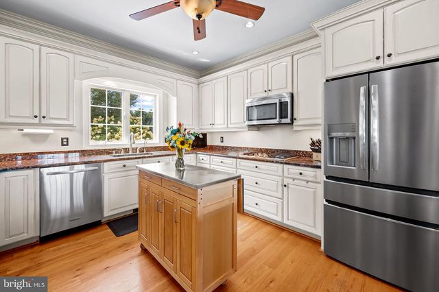 4522 MADONNA RD, Street, MD 21154