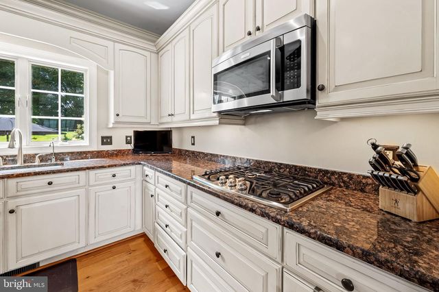 4522 MADONNA RD, Street, MD 21154