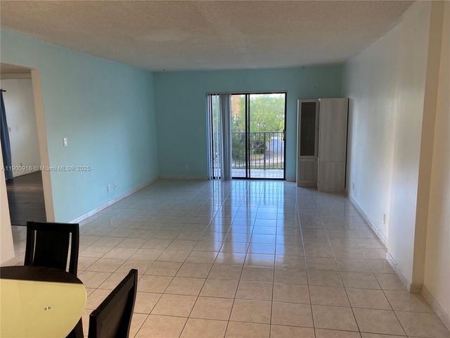 1900 Diana Dr 3D, Hallandale Beach, FL 33009