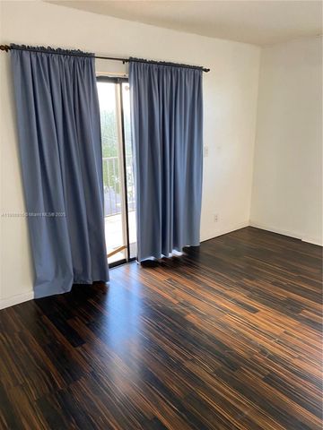 1900 Diana Dr 3D, Hallandale Beach, FL 33009