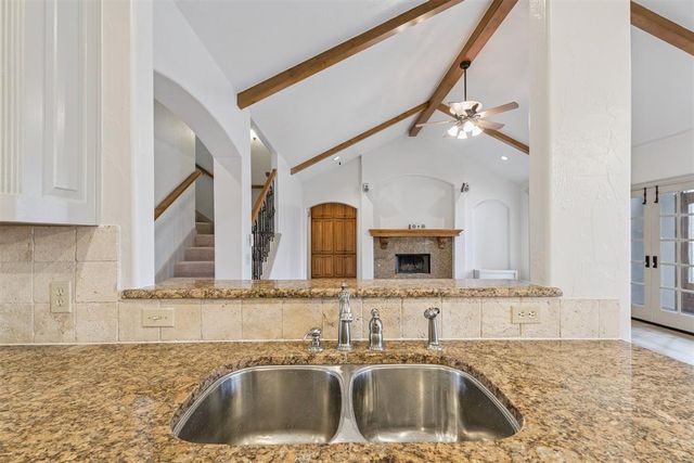 17205 OSPREY Circle, Edmond, OK 73012