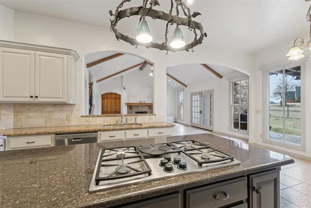 17205 OSPREY Circle, Edmond, OK 73012