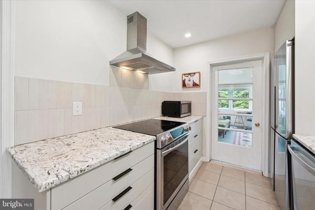 2513 BUTLER PIKE, Plymouth Meeting, PA 19462