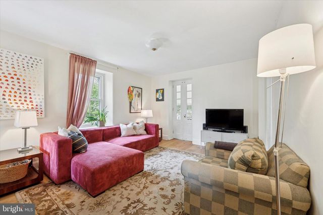 2513 BUTLER PIKE, Plymouth Meeting, PA 19462
