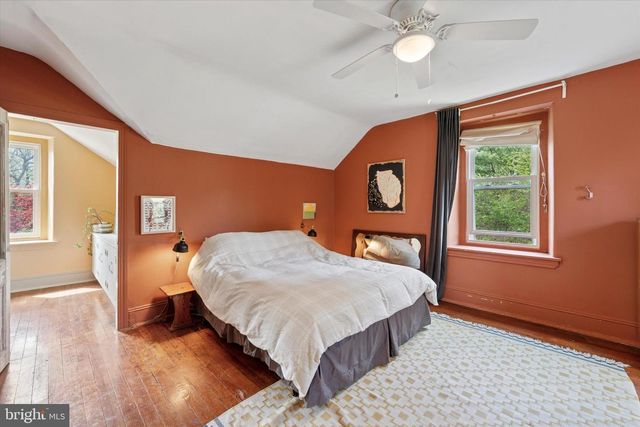 2513 BUTLER PIKE, Plymouth Meeting, PA 19462