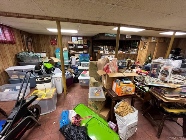 40 Lidge Drive, Farmingville, NY 11738