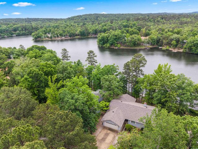 61 Alicante Way, Hot Springs Village, AR 71909